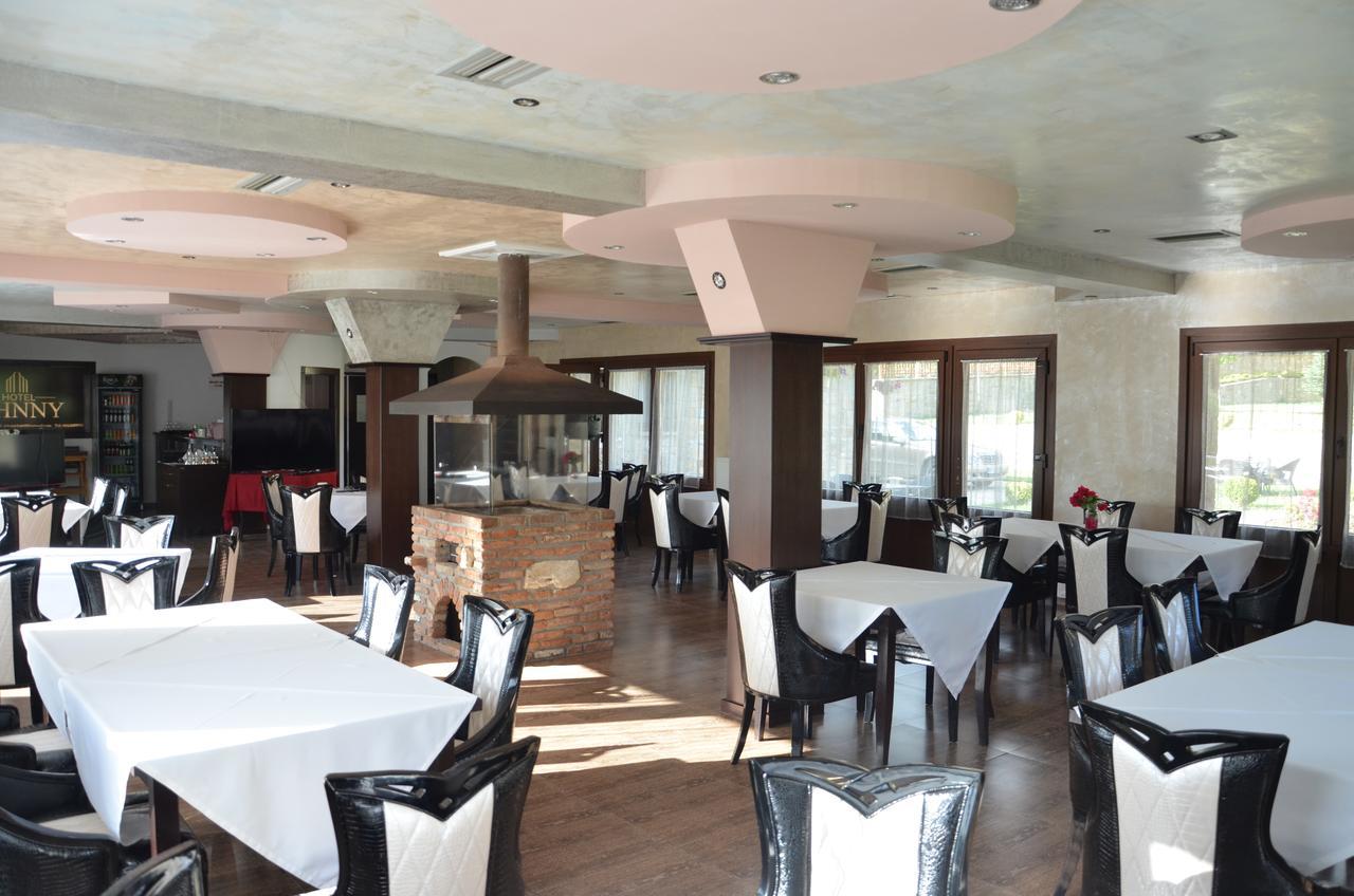 Johnny Hotel Kamenice 外观 照片