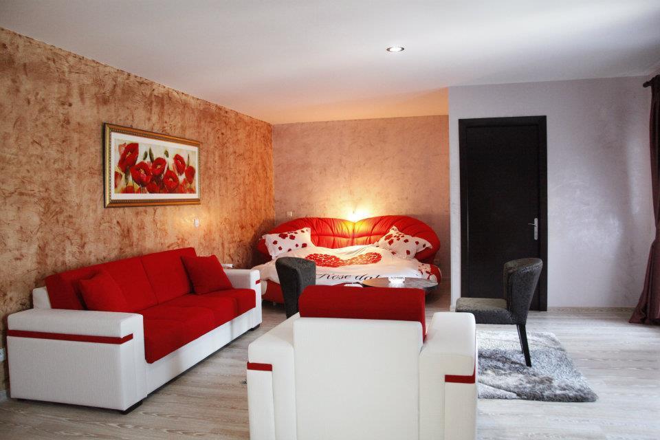 Johnny Hotel Kamenice 外观 照片