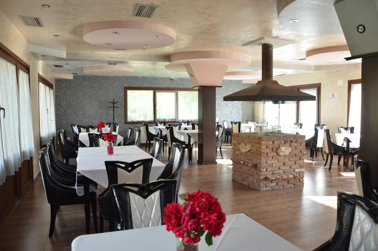 Johnny Hotel Kamenice 外观 照片